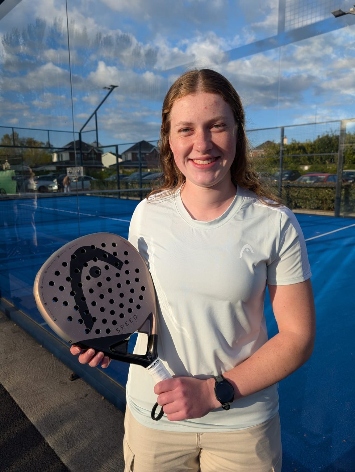 Anna Zuka with her HEAD Speed padel racket